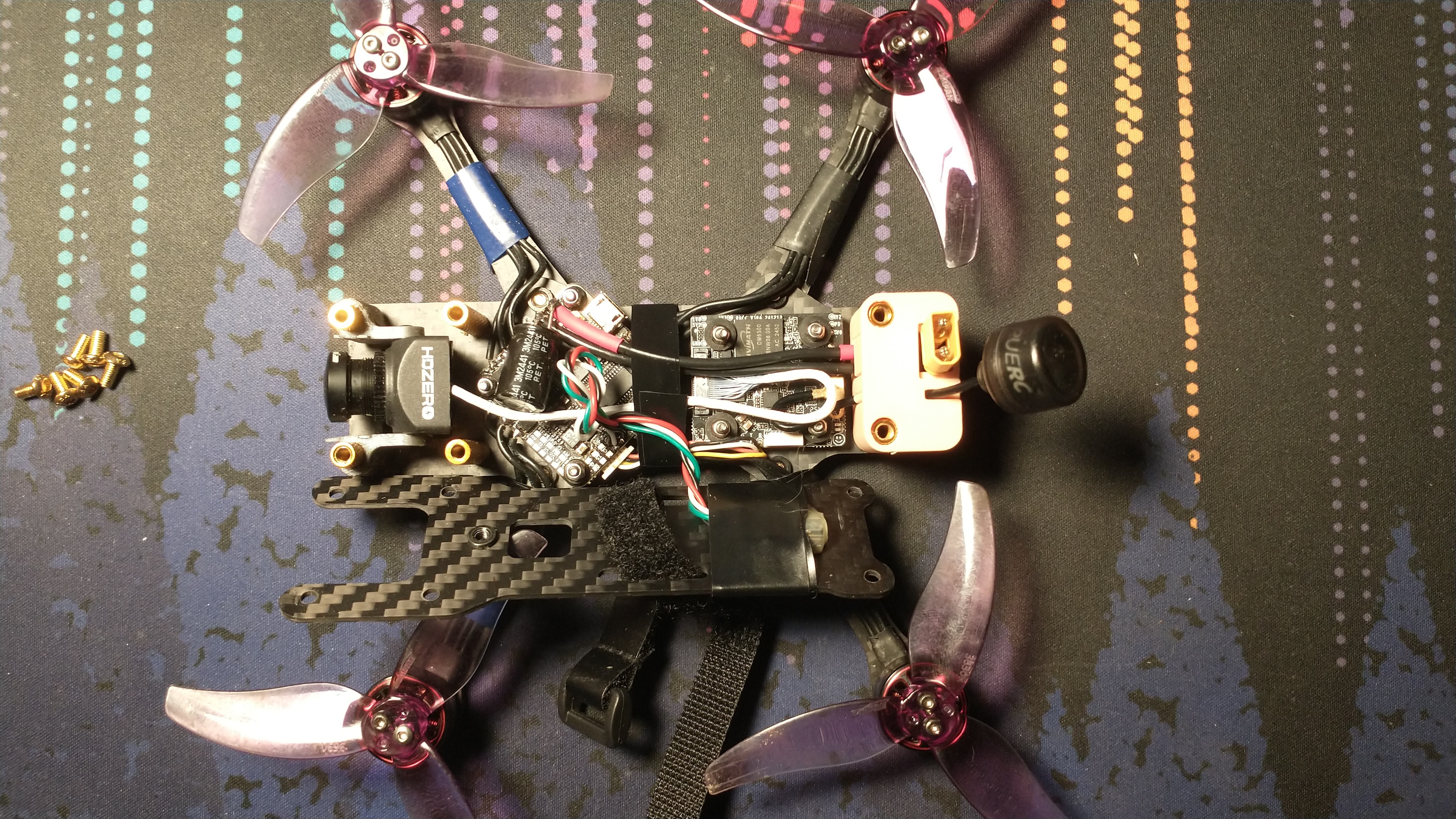 /images/drone_update_1/re_inside.jpg